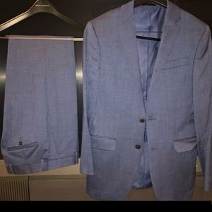 Men’s Jos. A. Bank suit